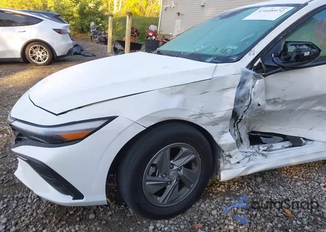 2024 Hyundai Elantra Se из США, поврежденный, VIN KMHLL4DGXRU761770